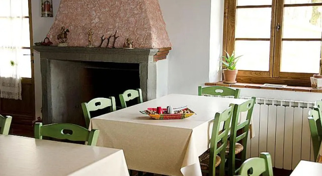 Prato Fiorito - Bagni di Lucca, Book Hotel Montefegatesi Tuscany