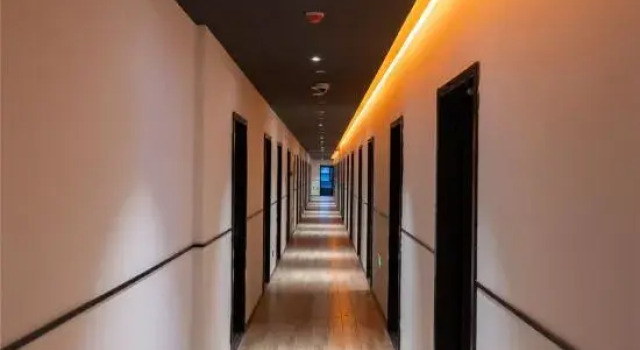 CJIA Apartment (Changjiang South Road Subway Station), Varaa Huoneisto Shanghai Shanghai