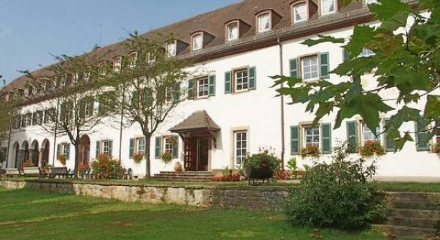 Château du Liebfrauenberg, Book Hotel  