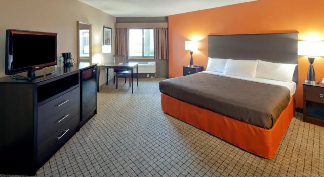 Номер Standard AmericInn by Wyndham Hartford WI