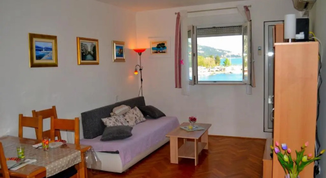 Apartment Gojsalic, Book Lejlighed Hoteller i Split Region med parkering, Parkering