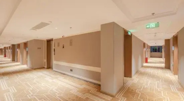 Vienna Hotel (Nantong Qingnian Middle Road Dayoujing Branch), Varaa Hotelli Nantong Jiangsu