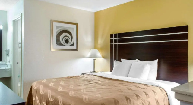 Suite Quality Inn