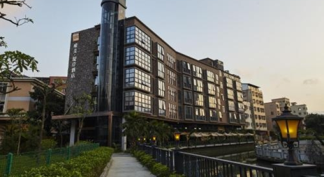 Foshan Weimei Di'an Hotel, Boek Hotel Hotels in Guangdong met parkeren, Parkeren