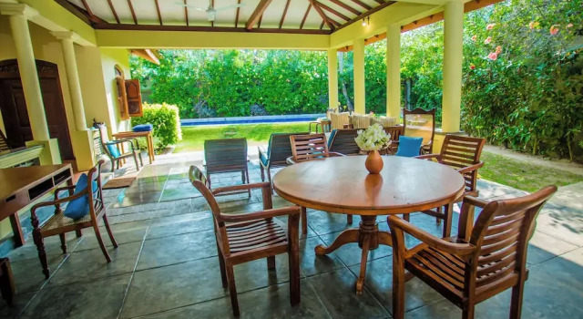 Шале Deluxe The Chalet - Whole Villa 2 Bedroom (Sleeps 4)