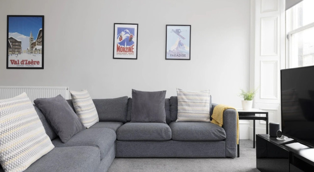 Апартаменты JOIVY 4-Bed Stylish Flat In Edinburgh City Centre