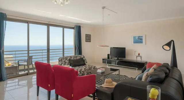 Апартаменты с балконом Pool and sea View - Calheta Victory View