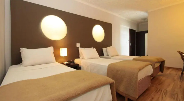 Семейный номер Standard Oasis Tower Hotel