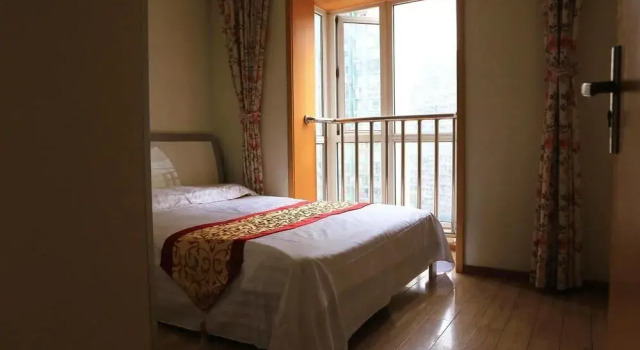 Swan Lake Hotel