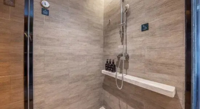 Семейный люкс Atour Hotel Zhuhai Qinglu South Road Gongbei Port
