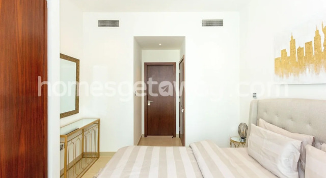 Homesgetaway- 2BR in Marina Gate Tower 2