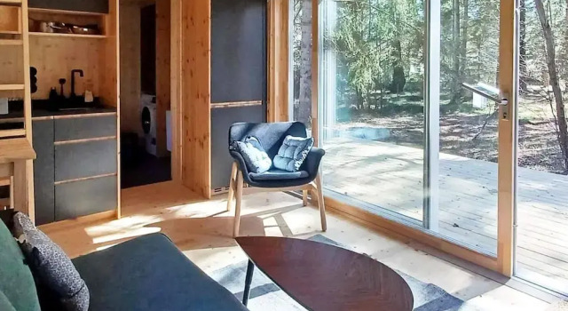 4 Star Holiday Home in Hollviken, Rezerwuj Dom wakacyjny Hotele w Lagos z parkingiem, Parking