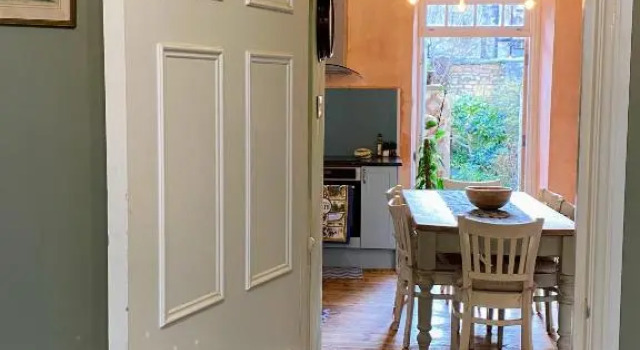 Grade 1 Maisonette, 2 Bedrooms, Very Central