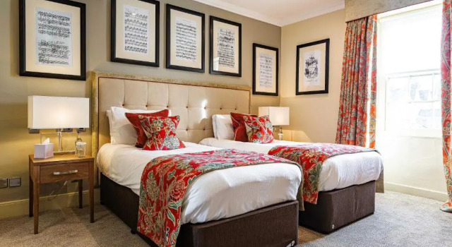 The Castle Hotel, Conwy, North Wales - The Coaching Inn Group, Забронировать Отель Конуи Клоид