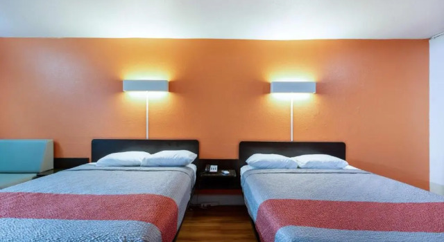 Четырёхместный номер Standard Motel 6-Houston, TX - East