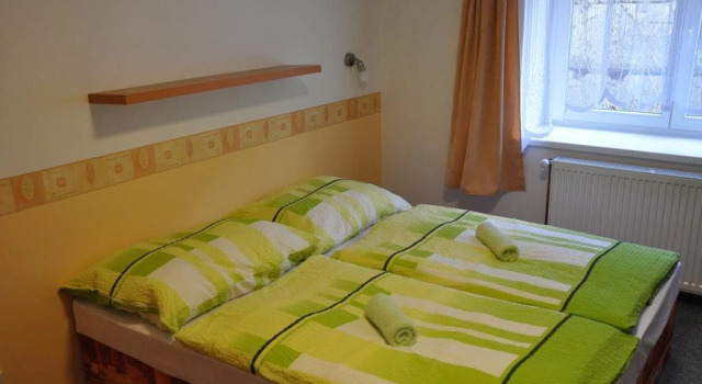Hotel Děčín Na Skřivánce, Забронировать Хостел Хостелы Czech central mountains, Хостел
