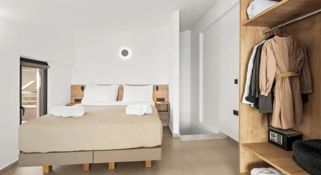 Апартаменты Economy Evelmare Beachfront Apartments