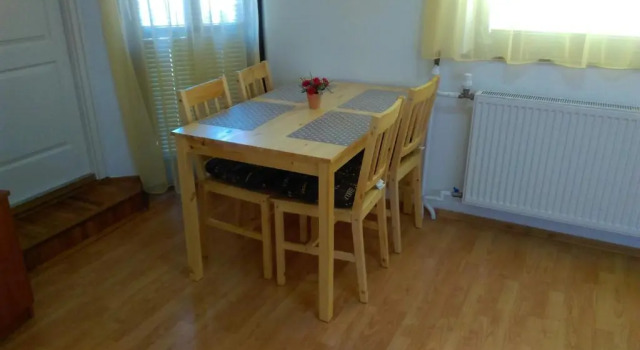 Апартаменты Roxanna Apartman