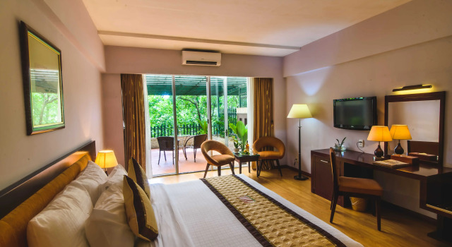 Двухместный номер Deluxe с видом на сад Mondial Hotel Hue