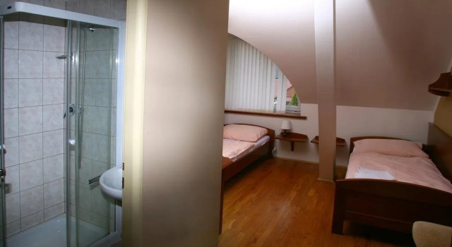 Penzion FAJN ***, Rezerwuj Hotel Pardubice Kraj pardubicki