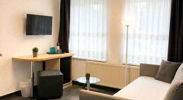 Семейные апартаменты Hotel Pension Vineta Rügen