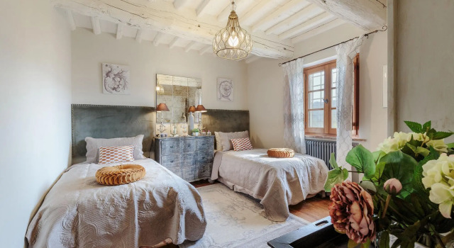 Villa Ben in Camaiore, Забронировать Вилла Коттеджи Версилия, Коттедж