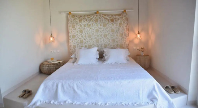 Elefthia Syros Exclusive Suite