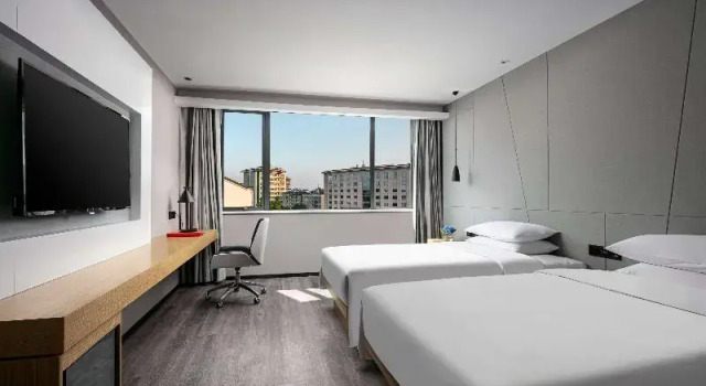 Двухместный номер Standard Ramada by Wyndham Yangzhou Slender West Lake