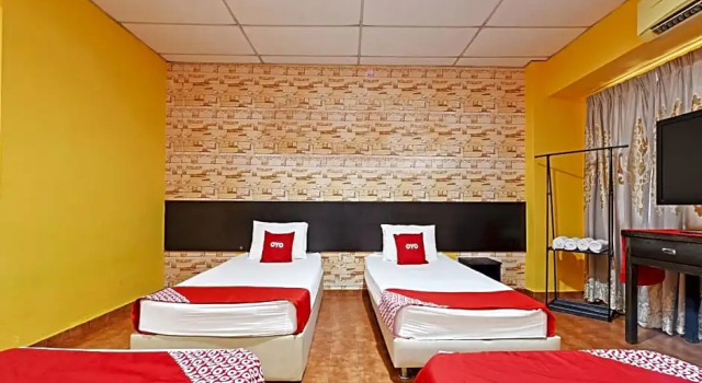 Люкс OYO 89694 de Lodge Hotel