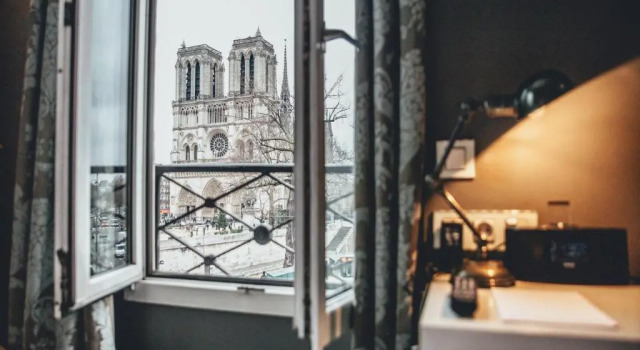 Двухместный номер Standard с красивым видом из окна Hotel Le Notre Dame Saint Michel