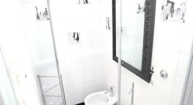 KISS ME ROME Luxury Rooms, Забронировать Отель Отели Рима с завтраком, рядом с Больница Сан-Джованни, Завтраки