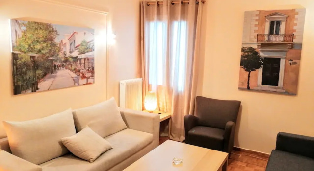 Comfortable apartment in Acropolis, Забронировать Апартаменты/квартира Отели Афины с парковкой, рядом с Омония, Парковка