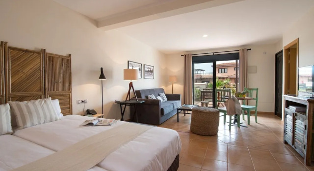 Nice studio at Playa el Hierro and volcan Calderon Hondo