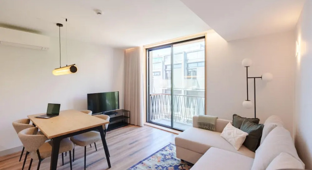 Feel Porto Firmeza Coworking Flat 4 2, Забронировать Отель Cedofeita / Santo Ildefonso / Se / Miragaia / Sao Nicolau e Vitoria Порту, рядом с Театр Coliseu do Porto