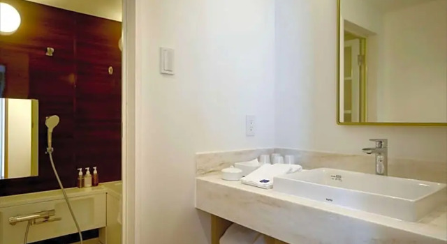 Четырёхместный семейный номер Standard с видом на парк Hotel Breezebay Marina