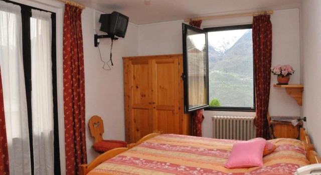 Hotel Bellavista, Забронировать Отель Отели Тельо с парковкой, Парковка