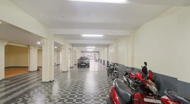 Hotel Rds by OYO Rooms, Забронировать Отель Отели Горакхпур 3 звезды, 3*