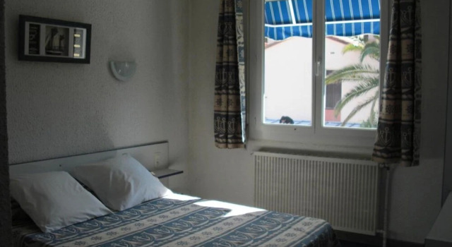 Le Fanal, Book Hotel Hotels in Vermillion Coast with Parking, Parking