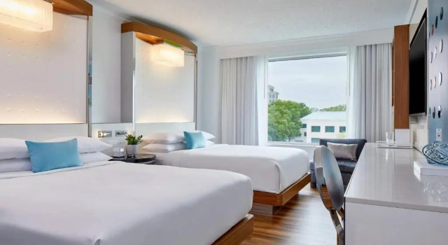 Номер Standard Renaissance Charlotte SouthPark Hotel
