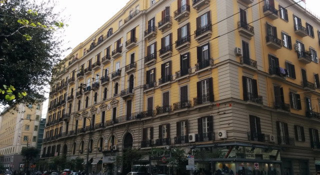 Be Italian Flat Bovio, Забронировать Гостевой дом Отели Неаполя с завтраком, рядом с Кафедральный собор Неаполя, Завтраки