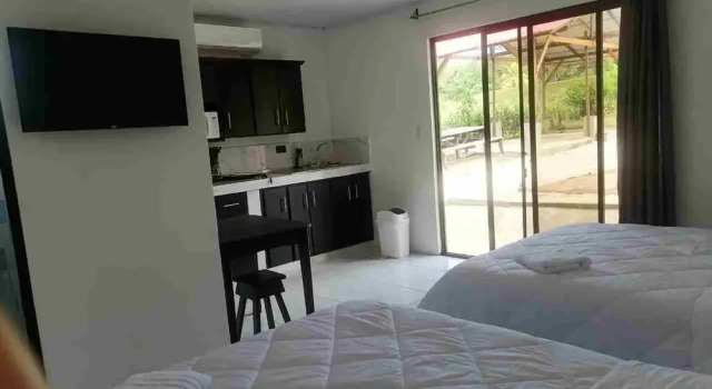 Casa Chika, Rezerwuj Hotel Hotele w Playa Grande z basenem, Basen