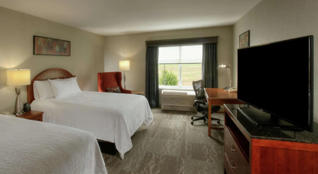 Четырёхместный номер Standard Hilton Garden Inn Spokane Airport