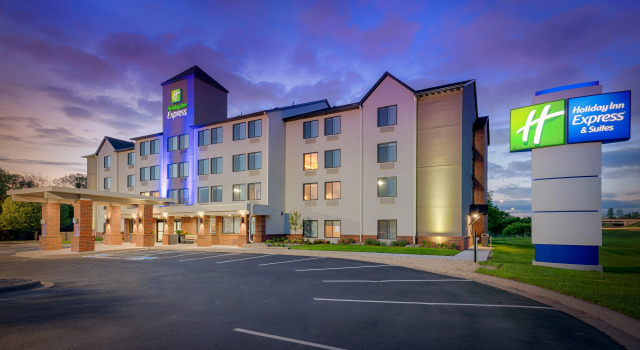 Holiday Inn Express Hotel & Suites Coon Rapids - Blaine Area, Rezerwuj Hotel  