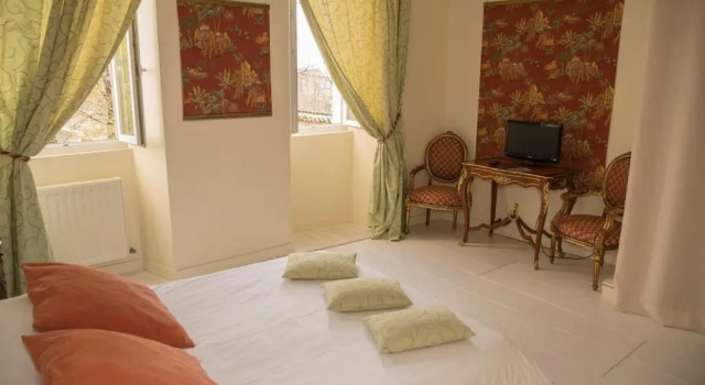 L'hedoniste, Rezerwuj Hotel Cherac Charente-Maritime