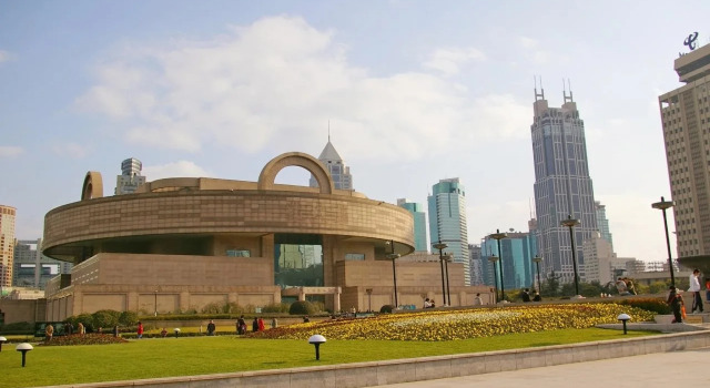 Hanting Hotel Railway Station North Plaz, Varaa Hotelli Zhabei 