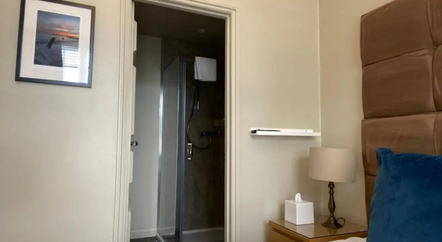 Номер Superior Virginia Court Hotel