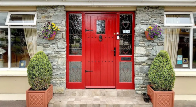 Kingfisher Lodge, Book Hotel Killarney 
