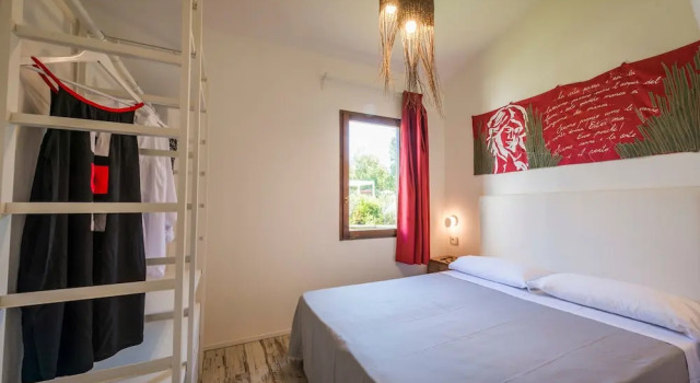 Бунгало Deluxe с 2 комнатами Tiliguerta Glamping&Camping Village