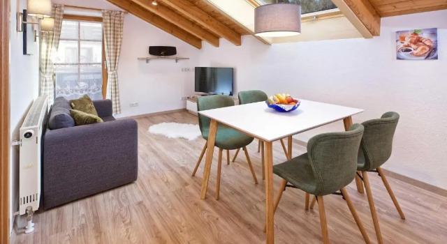 Alpenhof Ferienwohnungen, Book Hotel Oberstaufen Bavaria