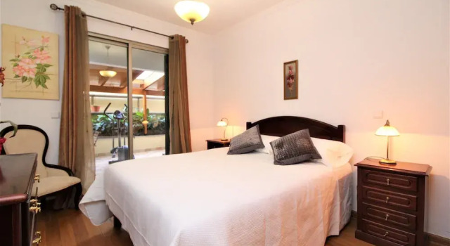Lido Apartment Excellant Location, Rezerwuj Apartament Hotele w Funchal z parkingiem, Parking